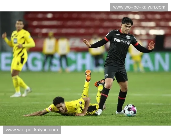 德甲2021：绿茵传奇与新势力崛起